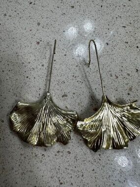 Gold plated Gingko Leaf Earrings